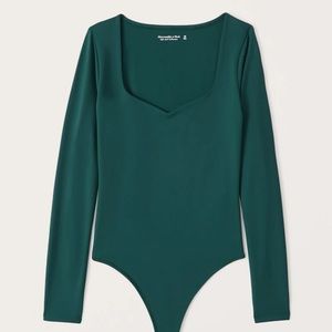 Abercrombie & Fitch Sweetheart Neckline Bodysuit